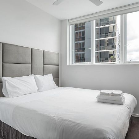 Two Bedroom Apartment On Ann Street Fortitude Valley By Serain Residences Брисбен Экстерьер фото