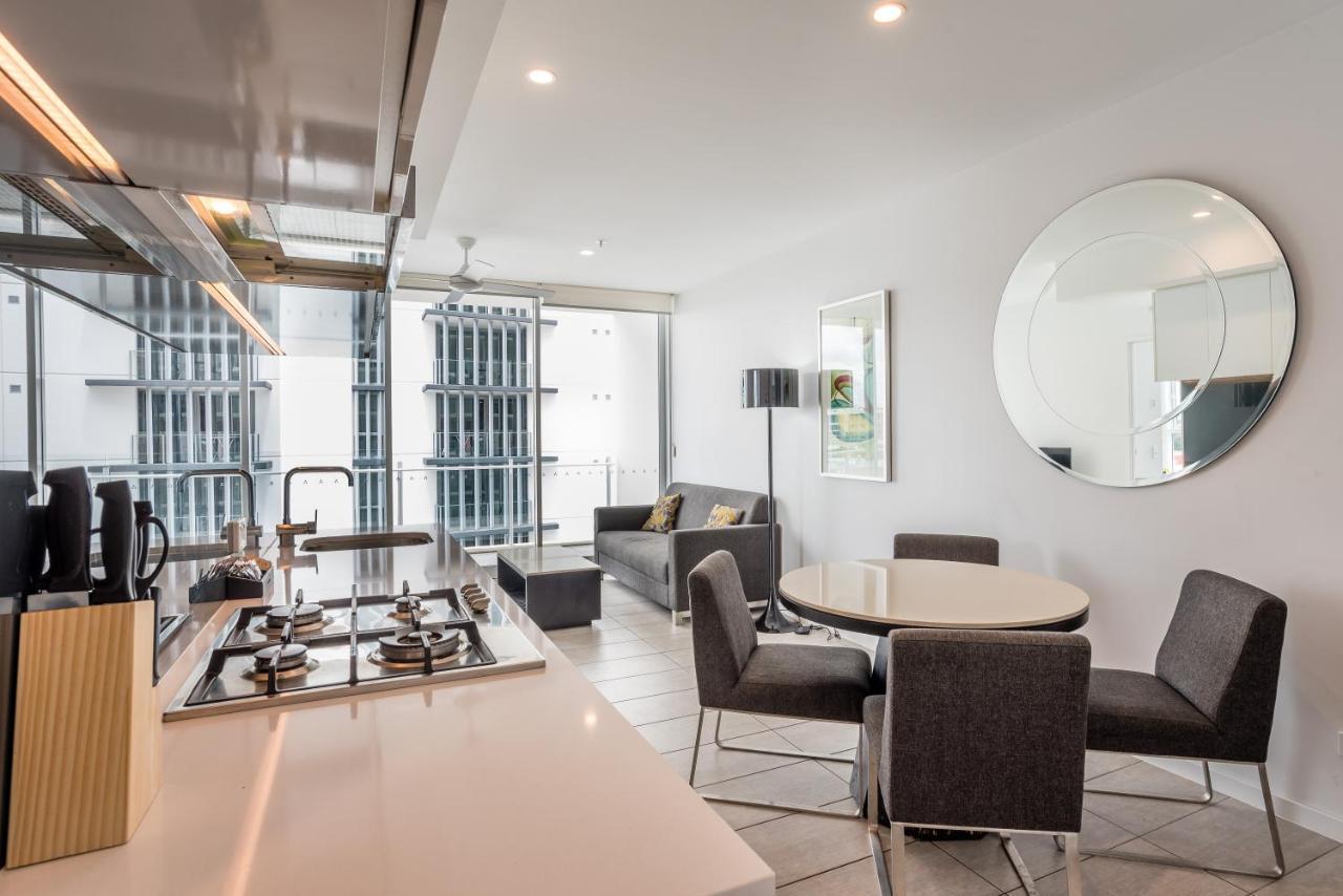 Two Bedroom Apartment On Ann Street Fortitude Valley By Serain Residences Брисбен Экстерьер фото